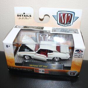 crack in case❤️new 1969 Pontiac GTO Judge M2 Machines Detroit-Muscle R42 Diecast